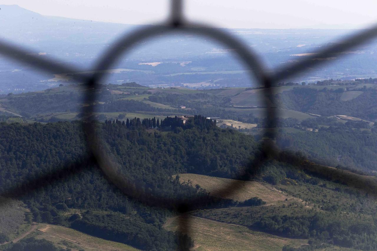 Вилла Castello Di Titignano Орвието Экстерьер фото